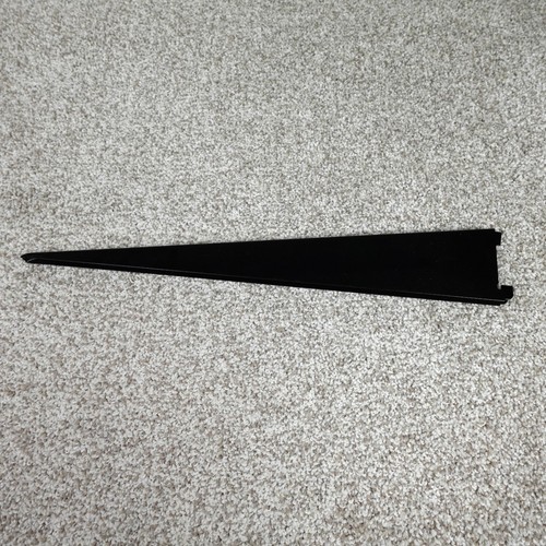 Black metal inch slotted - black, 18.5